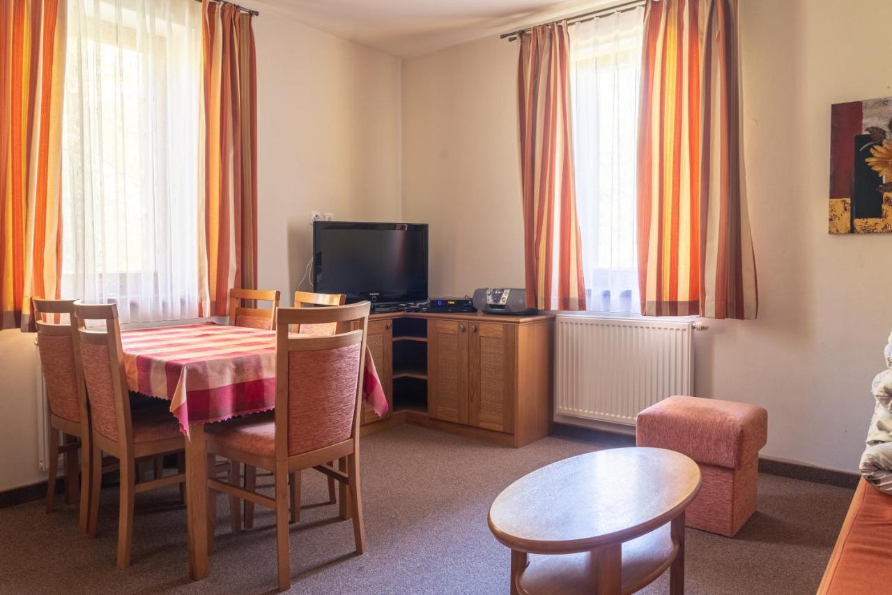 Tatrystay Julia Apartments Tatrzańska Łomnica Zewnętrze zdjęcie